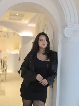 Mumbai Call Girl Avni 27 Years